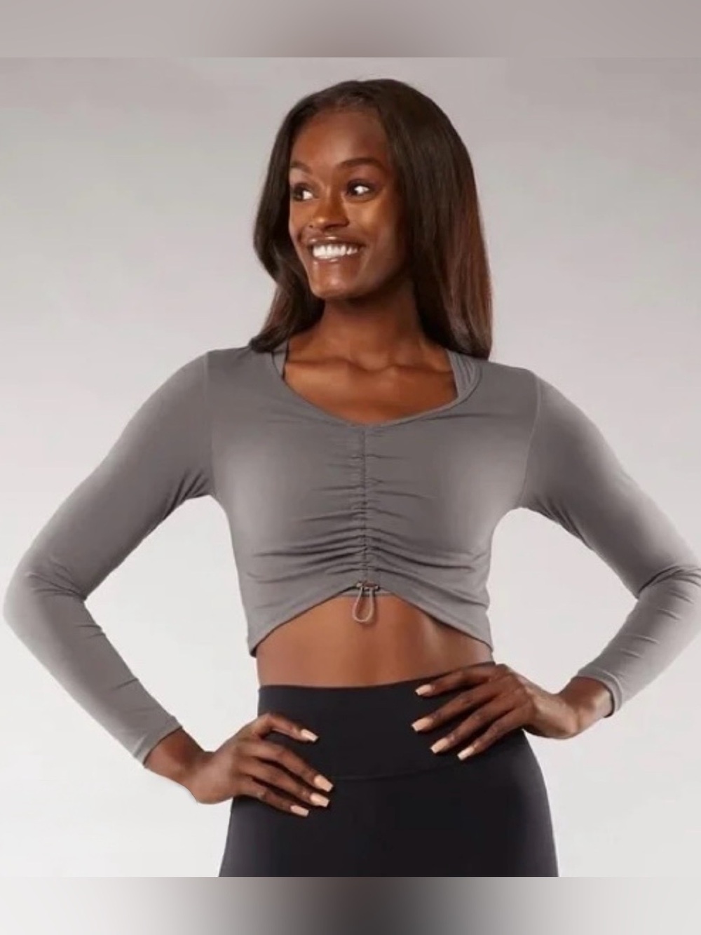 Buff Bunny Women's Grey Long Sleeve Ruched Crop Athletic Top Medium